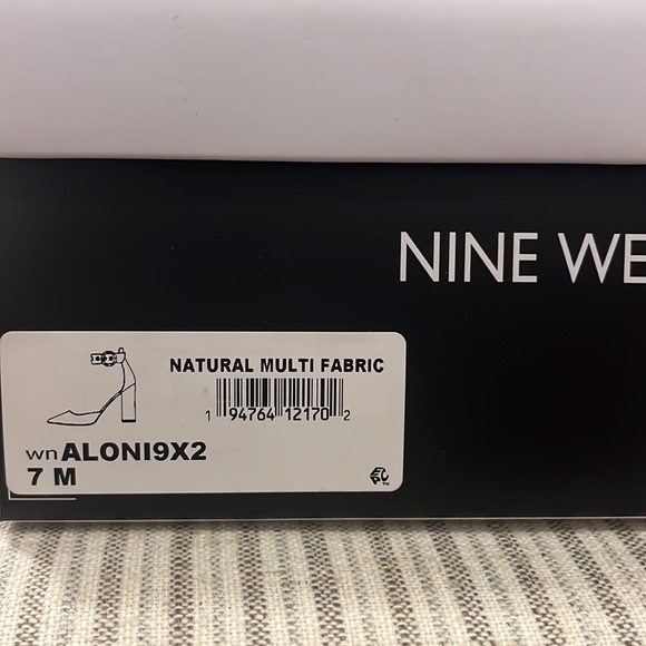 Nine West Natural Multi Fabric Size 7 Women’s Heels. New in Box. - Picture 5 of 5
